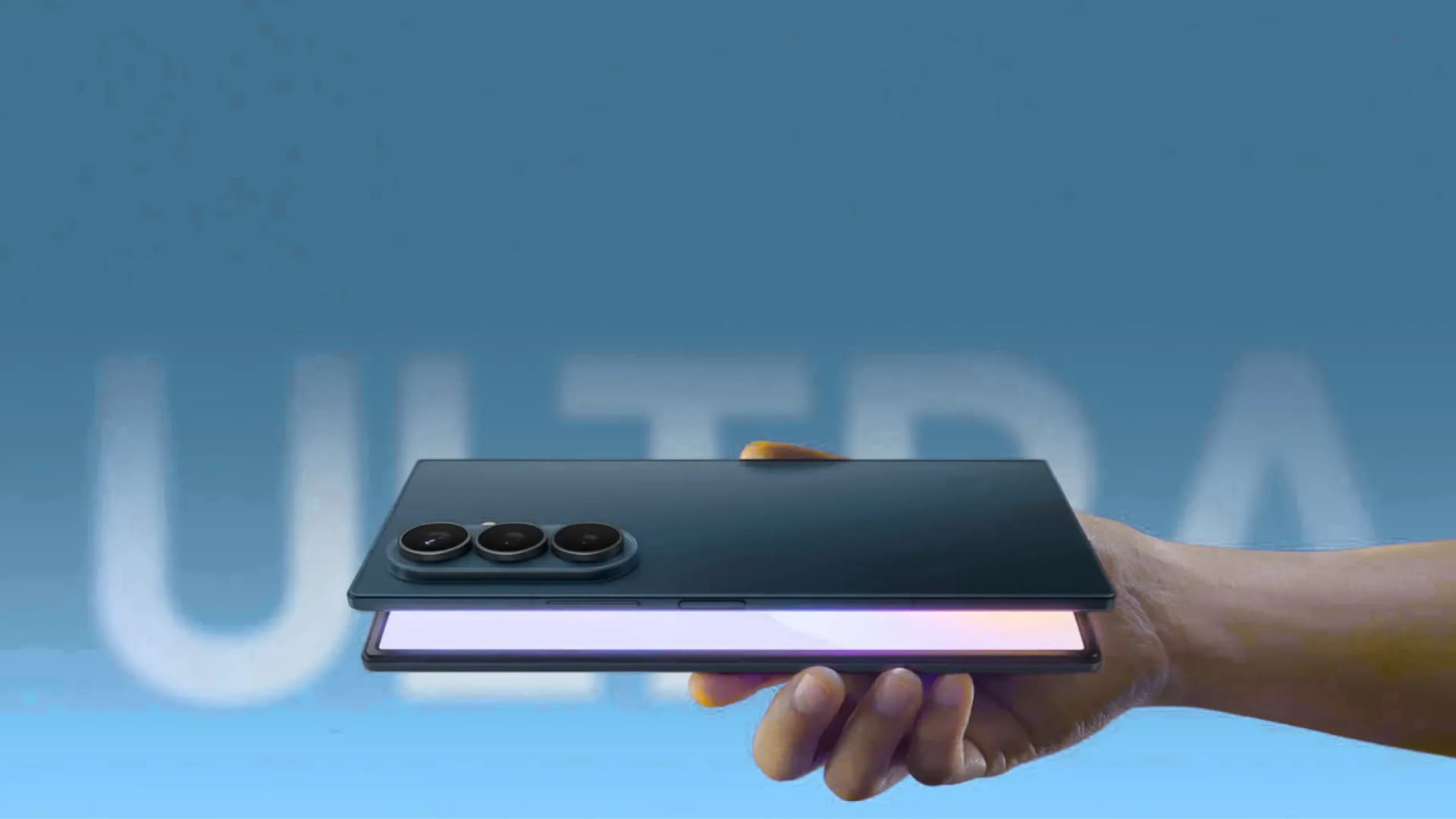 Samsung Galaxy Z Fold8 Ultra Goes All In with a 200MP Camera, Bigger Display, and 5,000mAh Battery